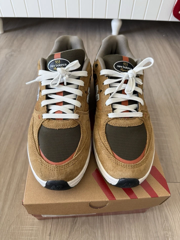 Size 10.5 - Andrew Reynolds x New Balance Numeric 933 Camel Dark Brown - Image 2 of 4