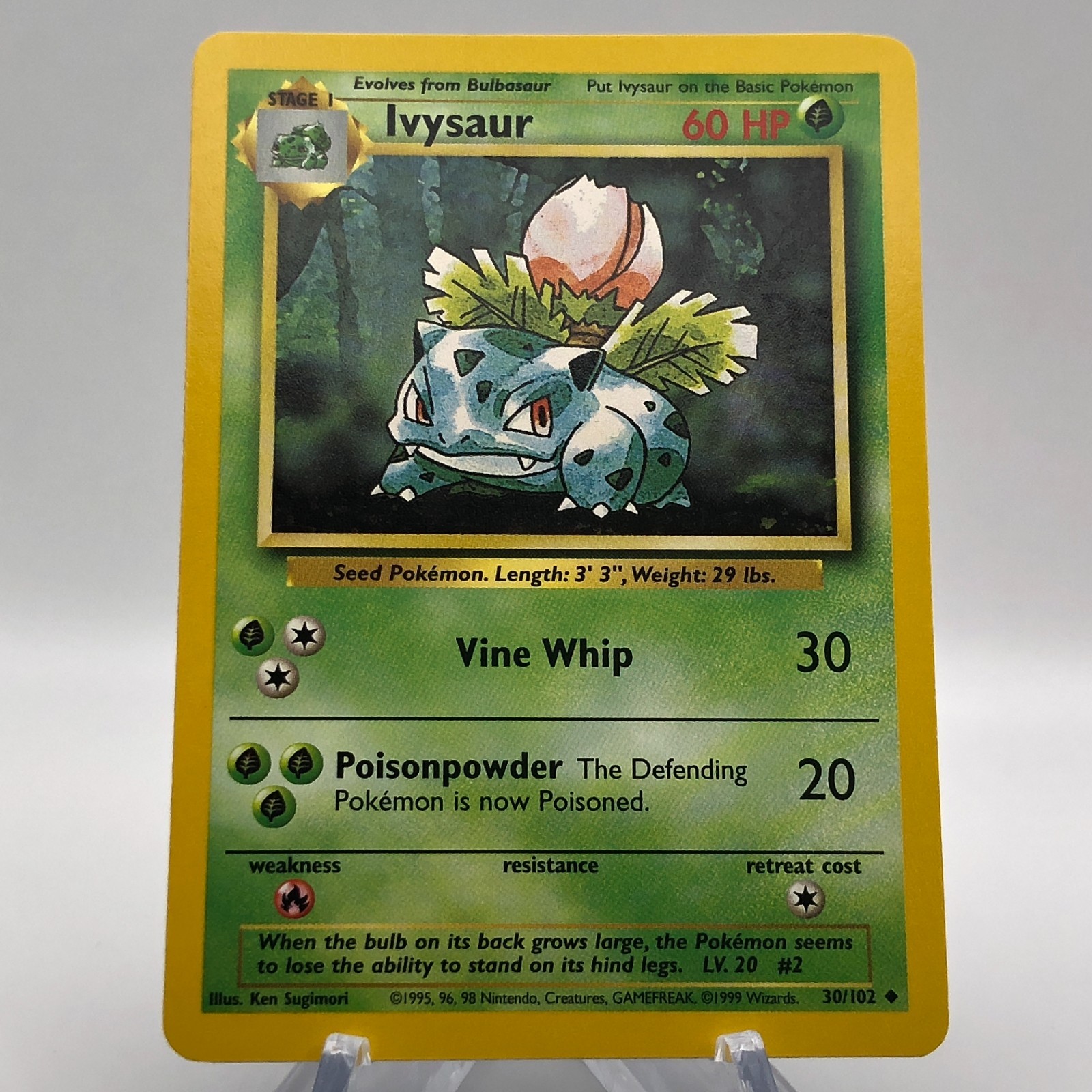 Ivysaur 30/102 - Uncommon - 1999 English Base Set Pokemon Card - NM