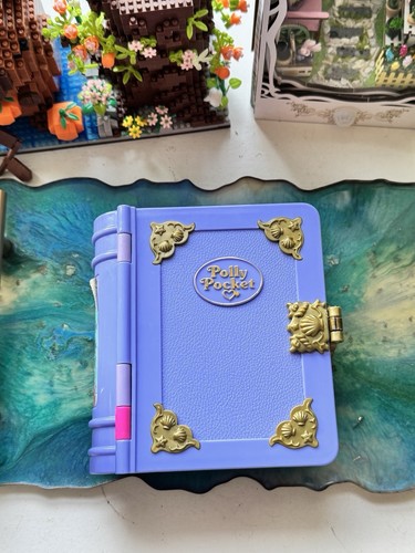 Vintage Polly Pocket Mermaid Adventure Storybook Great Condition *READ DES.* - Picture 8 of 12