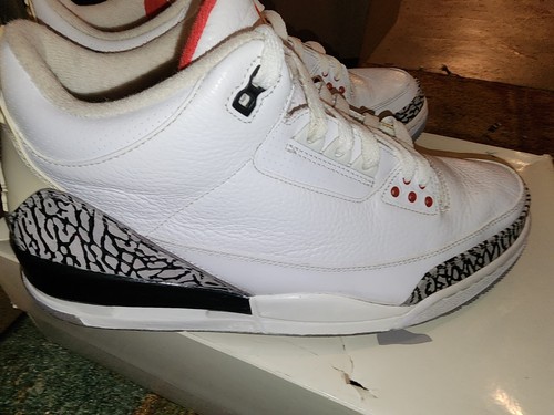 Size 12 - Jordan 3 Retro White Cement 2011 - Picture 4 of 6