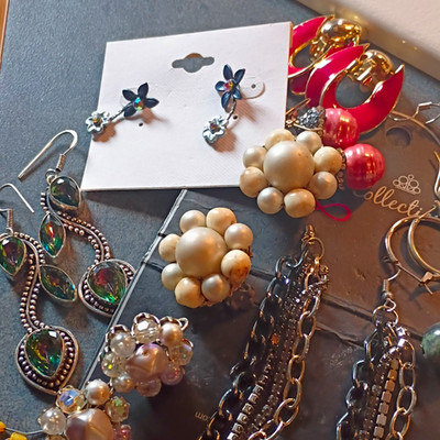 Women's Fashion Jewelry Mixed Lot Earrings Multicolor Metal 38 Pairs