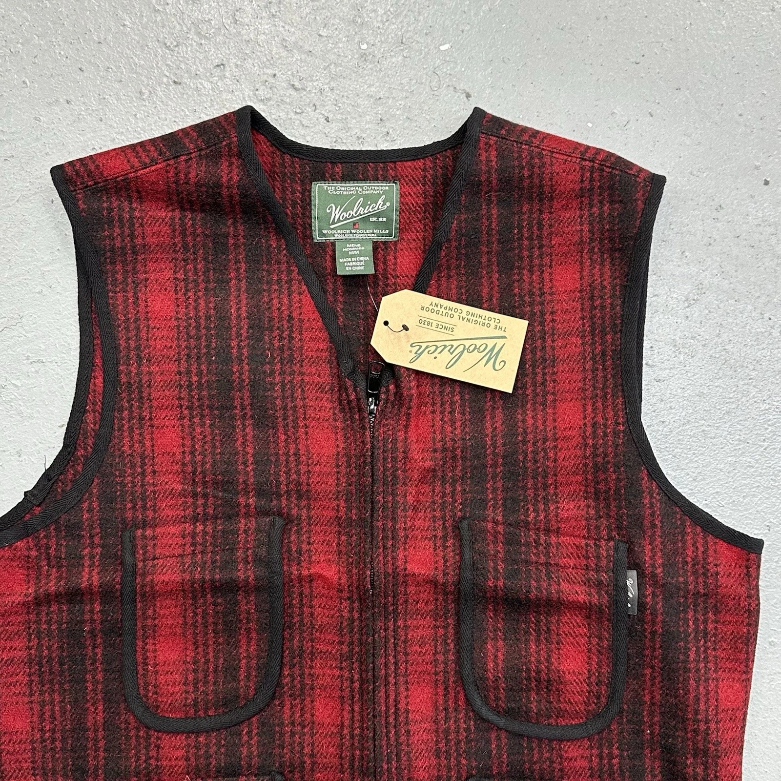 NEW Woolrich Vest Mens Large red Wool Blend Utility #12 Back Strap Red Plaid