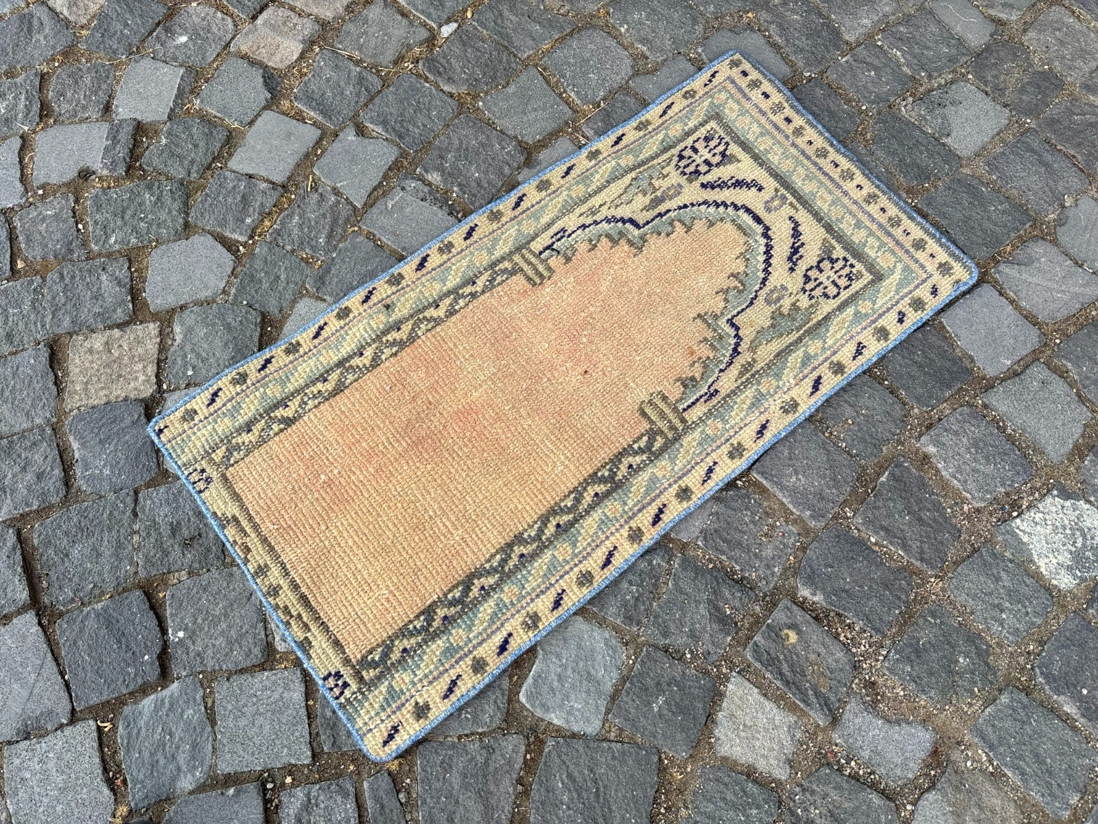 Turkish Small ug, Vintage rug, Handmade wool rug, Entryway rug 1,5 x 3,0 ft