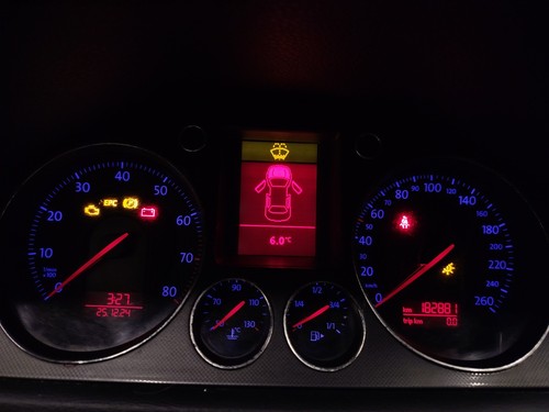 Kombiinstrument Tacho Volkswagen Passat B6 3C0920870T