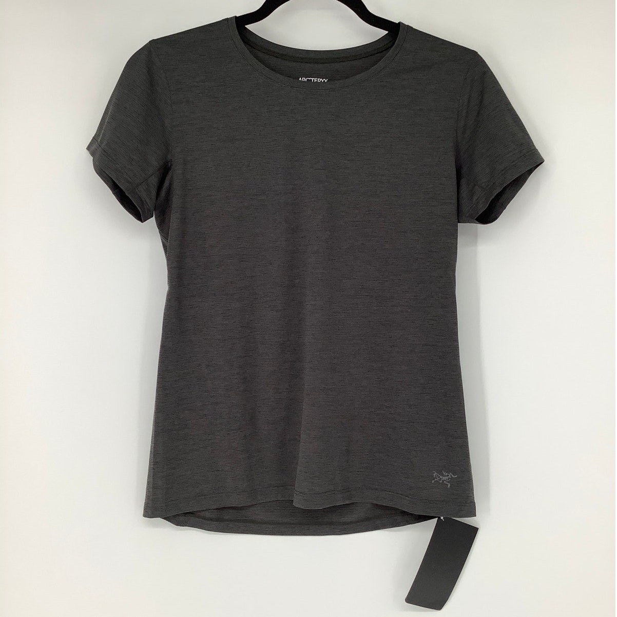 Top Arc'teryx donna XS nero erica taema girocollo manica corta attivo OS36 14