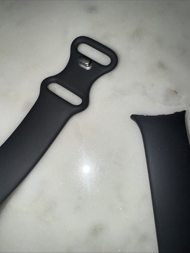 Google Pixel Watch With/avec Fitbit - Picture 4 of 10