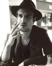 Louis Garrel "The Dreamers" AUTOGRAPH Signed 8x10 Photo B