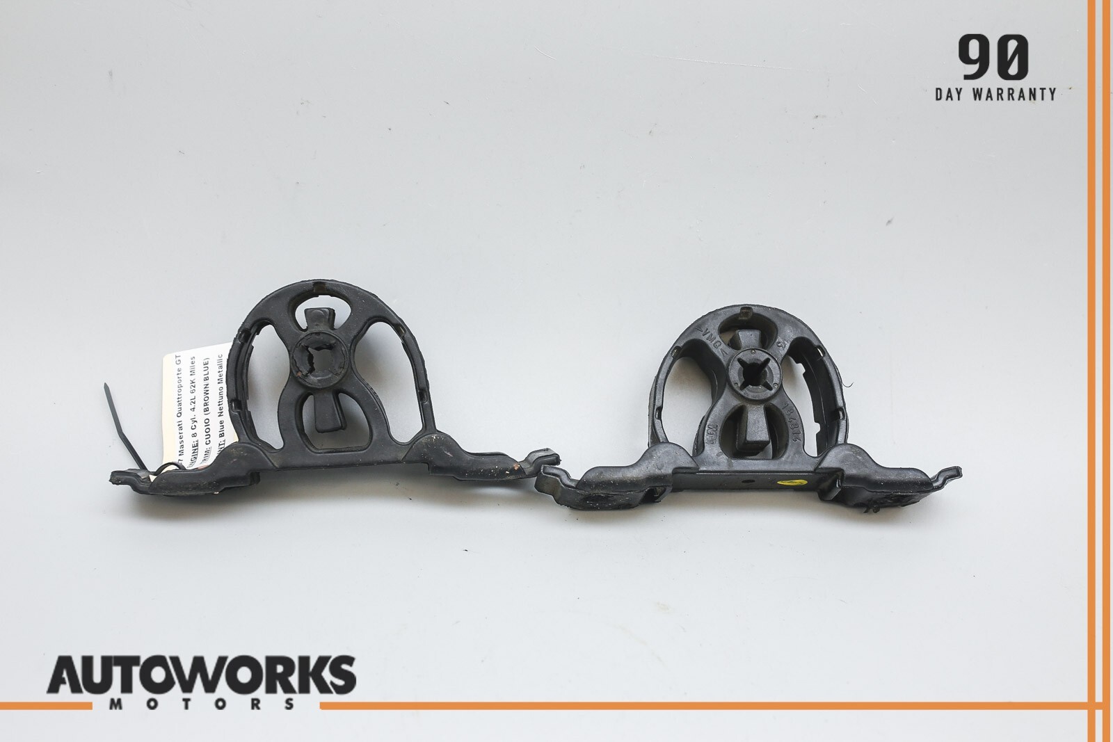 05-08 Maserati Quattroporte M139 Exhaust Hanger Rubber Mount Bracket Set OEM