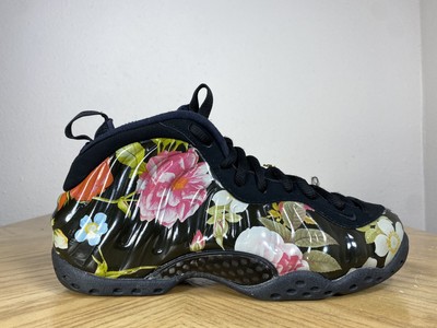 black foamposites size 7