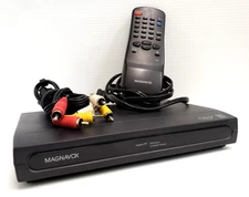 Magnavox TB100MW9 DTV HDTV Digital Television To Analog Converter Box w/ Remote
