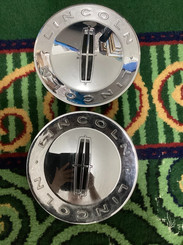 2007-2014 LINCOLN NAVIGATOR LT CHROME OEM CENTER HUB CAP AL74-1A096-BA 1PIECE - Image 3 of 4