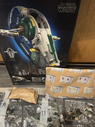 NEW COMPLETE LEGO Star Wars Jango Fett's Firespray-Class Starship (75409)