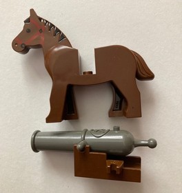 3 Lego Western: 6716 Weapons Wagon, 6712 S. Showdown, 6790 B. Wheelgun- all 100%