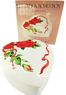 1984 Vintage Porcelain Heart Shape Red Roses Trinket Jewelry Dish Valentine NIB