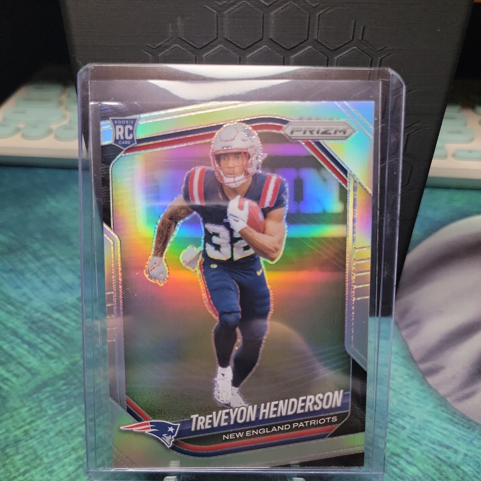 2025 Panini Prizm Treveyon Henderson Silver Prizm Rookie #343 Patriots RC