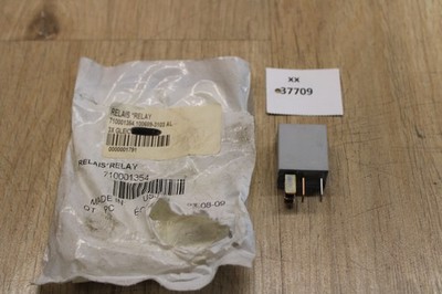 CAN-AM 710001354 Relay NOS NEU genuine xx37709