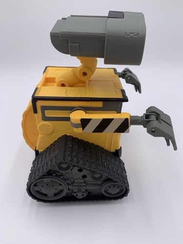 Wall-E Remote Control Toy Robot With Remote - Picture 4 of 6