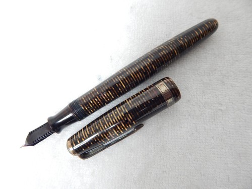 REF#: CS87M. VINTAGE BROWN PARKER VACUMATIC FOUNTAIN PEN. FOR RESTORE/PARTS. - Picture 4 of 13