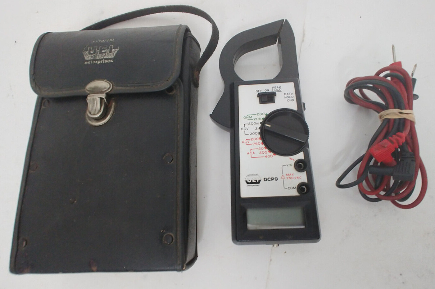 UEI DCP9 Clamp Multimeter Digital On Meter AC DC Voltmeter TESTED
