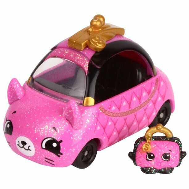 Flashy fashionista store cutie car