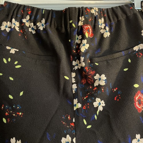Rachel Roy Women’s Black Floral 1X Pants W/ Joggger Style Cuff - Picture 8 of 10