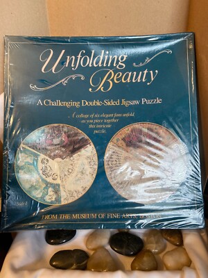 551 Pc Unfolding Beauty A Challenge Double Sided Jigsaw Puzzle
