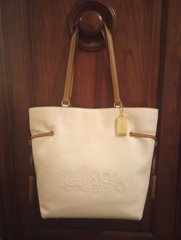 Coach leather tote brand new