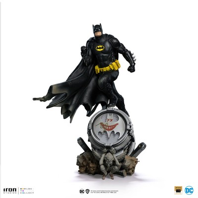 Batman Deluxe BDS Art Scale Statue 1/10 Black Version Exclusive 30 cm
