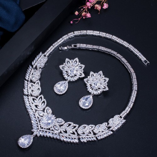 Silver Plated Drop Earrings and Necklace Wedding Cubic Zircon Brides Jewelry Set - Bild 4 von 9