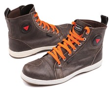 MODEKA Motorradschuhe LANE braun Sneaker Leder Verstärkungen Schlaufe Gr. 45