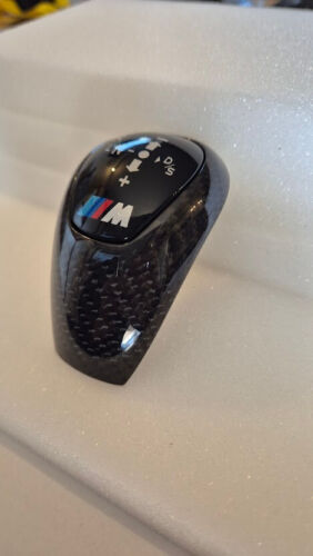 Pomello cambio emblema vero carbonio BMW M5 M6 E60 E61 E63 E64 pomello cambio quadro ingranaggi - Foto 5 di 8