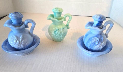 VINTAGE AVON BOTTLEBLUE AND GREEN MILK GLASS PITCHER VASE LOT U