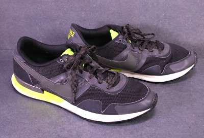 Nike Sneaker Air Pegasus 83/30 Herren Sportschuhe Gr. 47 schwarz neon BS382