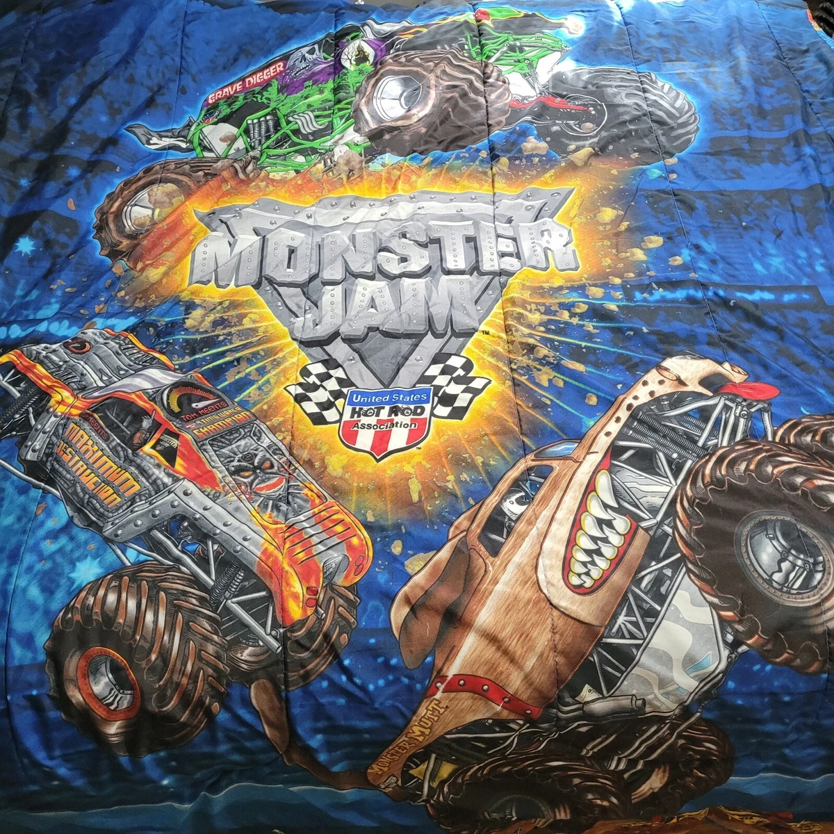 MONSTER JAM Twin 3 Piece Reversible Bed Set Grave Digger Maximum