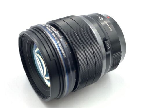Neat Mint Olympus M. Zuiko Digital ED 45mm F/1.2 PRO MSC Portrait Lens #O0016 - Picture 3 of 3
