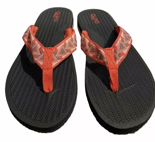 Qleyo Women’s Size 9 Pink Aztec Design Flip Flops. No tags. Spring Summer