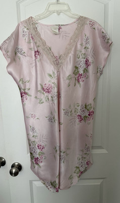 Secret Treasures Vntg Y2K Light Pink  Floral Lace Trim Satin Slip Dress XL