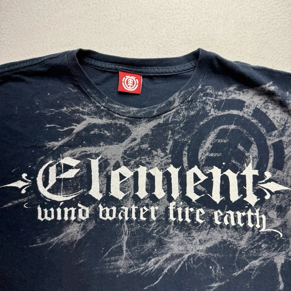 Camiseta De Colección Element Skateboarding Clásica Logo Hecha en EE. UU. Mediana Cyber Foto 2 de 4