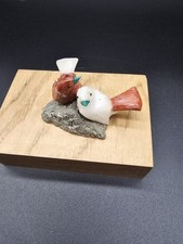 Edelstein Vogel Paar  Edelsteintier Tiergravur aus Peru 3-4cm.