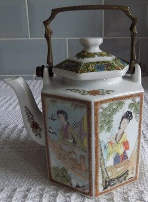 Vintage japanische Teekanne in Sechseckform mit Messinggriff
