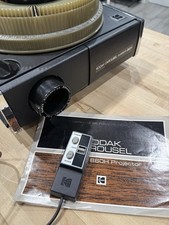 Kodak Carousel Slide Projector 840H w/ 1 Carousel, Remote  Manual - TESTED
