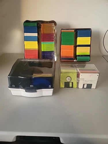 Lot: 417 Used 3.5" Floppy Disks