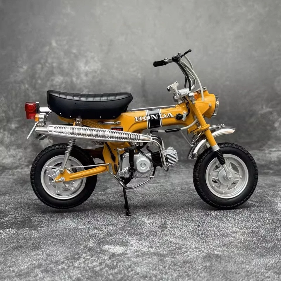 EBBRO Escala 1/10 Honda DAX ST50 1969 Amarillo Moto Diecast Modelo Juguete Foto 3 de 4
