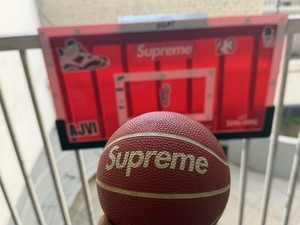 Supreme Spalding Basketball | eBay