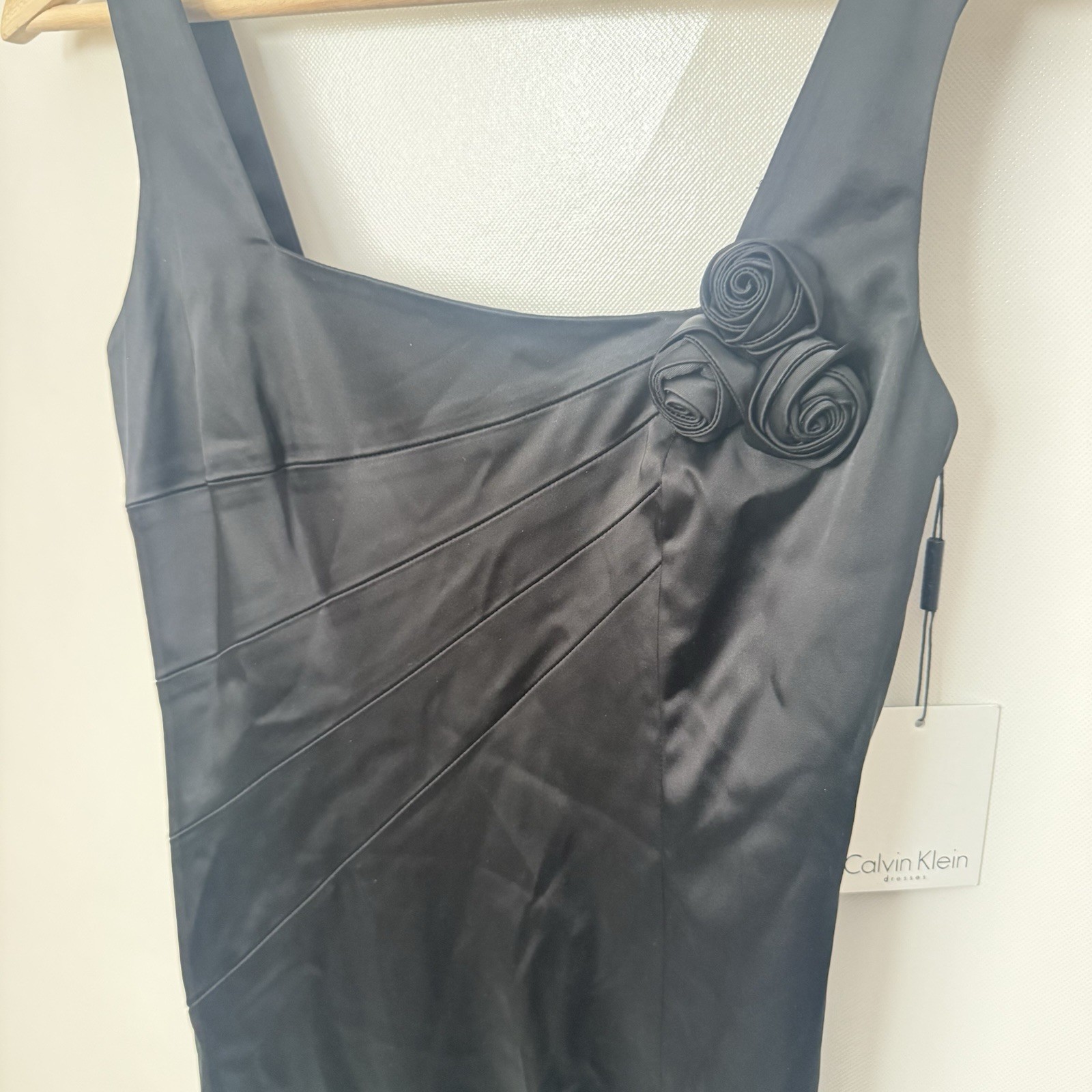 Picture 4 of 8