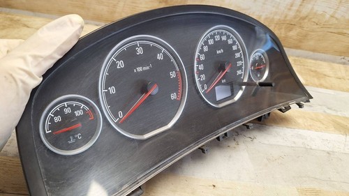 Opel Vectra C 2006 Diesel Geschwindigkeitsmesser Cockpit 13193087PE 110kW - Bild 2 von 6