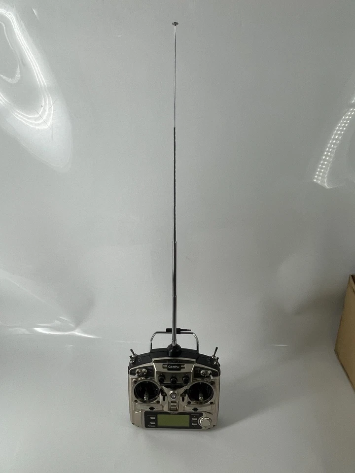 Sistema de helicóptero computarizado Futaba remoto - Super T9CHP Foto 3 de 4