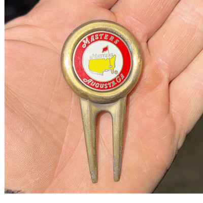 Vintage  Masters Augusta Golf Divot took with removable ball marker 
