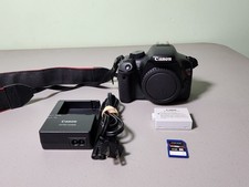 Canon EOS Rebel T2i Digital SLR Camera Body Only w/ Charger Battery SD Card
