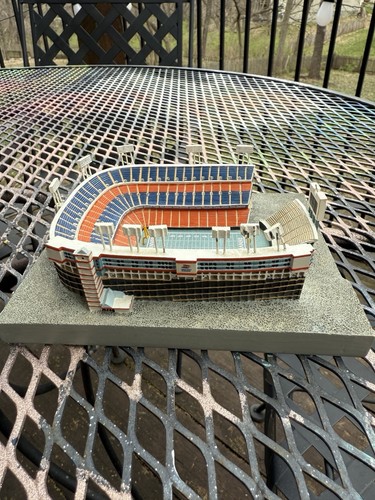Denver Broncos Mile High Stadium Bridgepoint Collectibles Super Bowl Champs - Picture 4 of 5